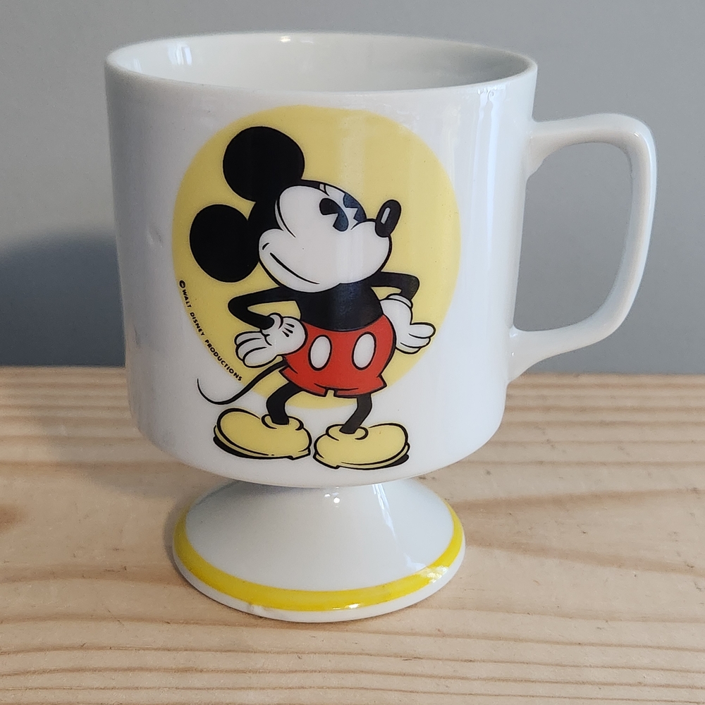 Vintage Retro Walt Disney Mickey Mouse Ceramic Pedestal Mug